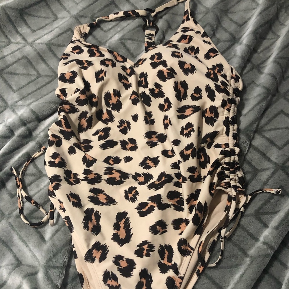 Leopard one piece